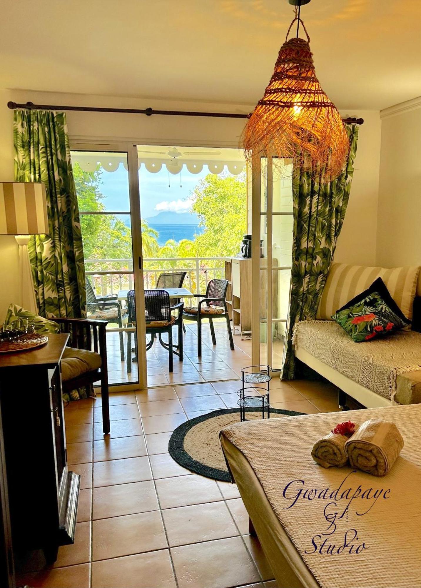 Vue Exclusive Mer Et Volcan, Village Vacances Avec Plage Et Piscine, Les Gwadastudios Sainte-Anne  Exterior photo